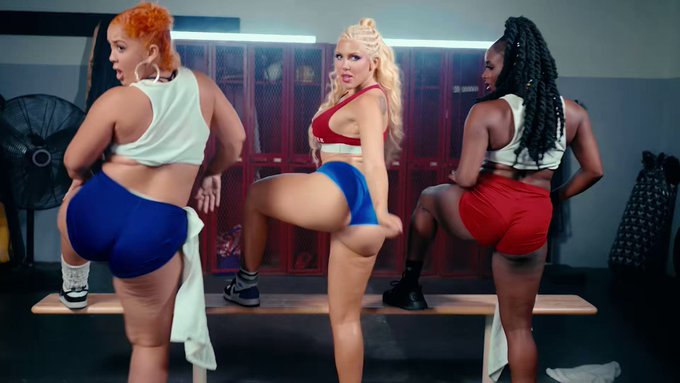 Stream my new song &ldquo;Main Event&rdquo; on all platforms now 🥳 https://t.co/tutYsUSR6h https://t.co/r50EjtMO