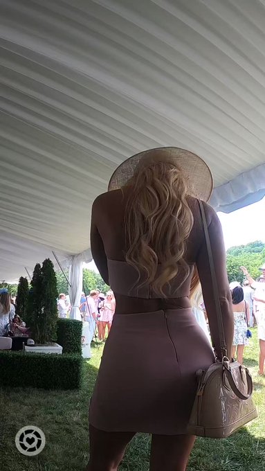 The cutest outfit at the Kentucky derby that year   Click the link for outfit details.  https://t.co/fMsvjLspG2<a href="/tag/tesla"class="tags"><span>#tesla</span></a><a href="/tag/cybertruck"class="tags"><span>#cybertruck</span></a><a href="/tag/foundationseries"class="tags"><span>#foundationseries</span></a>