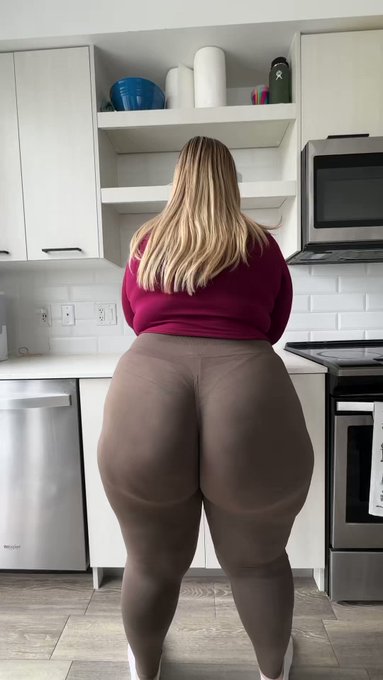 dish duty 🧼 https://t.co/IuZDpqJL9z