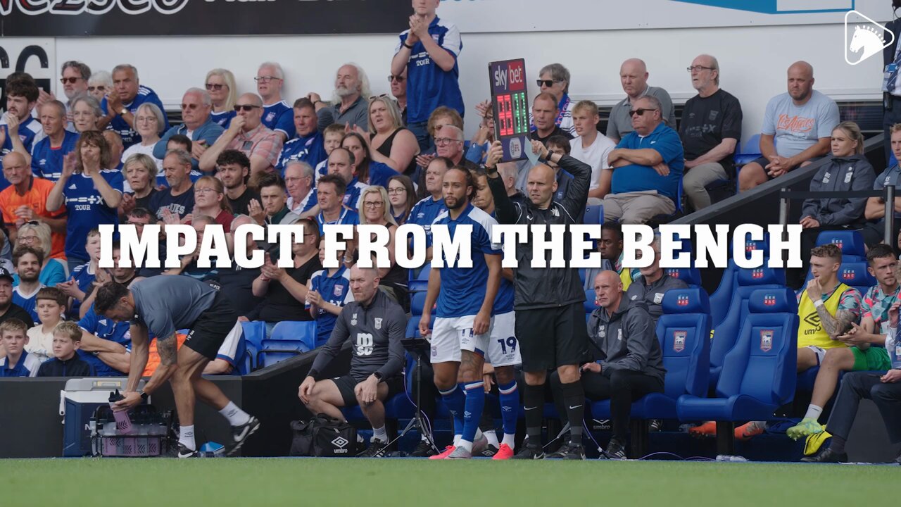 Sky Bet Championship on X: 🚜 @IpswichTown strengthen their grip