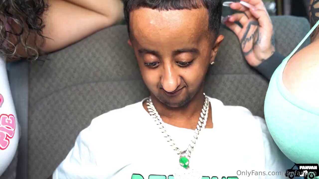 Baby alien 3sum