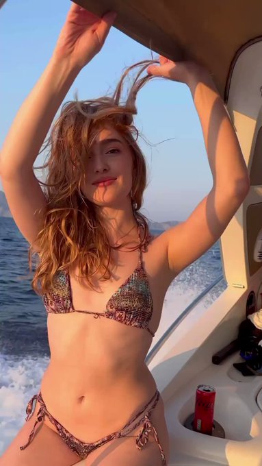 1% of the time you will cum, 99% you will laugh.  You can masturbate yourself, but laughing on your own<a href="/tag/xbizamsterdam"class="tags"><span>#xbizamsterdam</span></a>