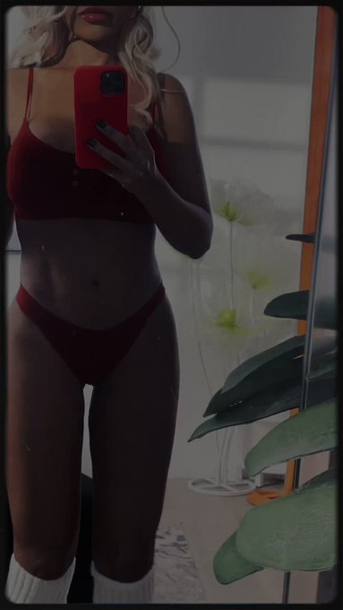 💋 https://t.co/uTk4VPBoHe