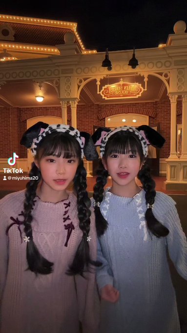 Twitterのコスプレ動画4