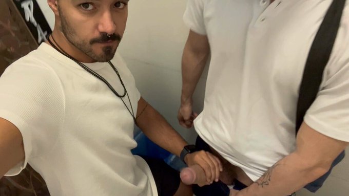 Tava pela rua e esbarrei o @mnxxboy no @TheBlowers e levei ele no banheiro mesmo.. se liga nessa rola<a class="tags" target="_blank" title="On Twitter" href="/?out=eyJ0eXAiOiJKV1QiLCJhbGciOiJIUzUxMiJ9.eyJpYXQiOjE3MjA0MjY3MDMsImlzcyI6InR3cG9ybnN0YXJzLmNvbSIsIm5iZiI6MTcyMDQyNjcwMywiZXhwIjoxNzUxOTYyNzAzLCJyZWRpcmVjdF91cmwiOiJodHRwczovL3R3aXR0ZXIuY29tL21ueHhib3kifQ.Gmmb1DILroI63srxfPp1B0jDeyTL9TN16fzwNxkOqNcxIZavqshqoW-T16V_3eKAcjUmCfvj8mUZY29UA5OWwA">@mnxxboy</a><a class="tags" target="_blank" title="On Twitter" href="/?out=eyJ0eXAiOiJKV1QiLCJhbGciOiJIUzUxMiJ9.eyJpYXQiOjE3MjA0MjY3MDMsImlzcyI6InR3cG9ybnN0YXJzLmNvbSIsIm5iZiI6MTcyMDQyNjcwMywiZXhwIjoxNzUxOTYyNzAzLCJyZWRpcmVjdF91cmwiOiJodHRwczovL3R3aXR0ZXIuY29tL1RoZUJsb3dlcnMifQ.lBPAiy-Sumvv18KH7Rt-azlTLsFfhH4iyqQvQz7k6caLC-KM2AHqxhxUn1FwLlZP8YN-yQKHnKBT5ZjRFaf7-A">@TheBlowers</a>