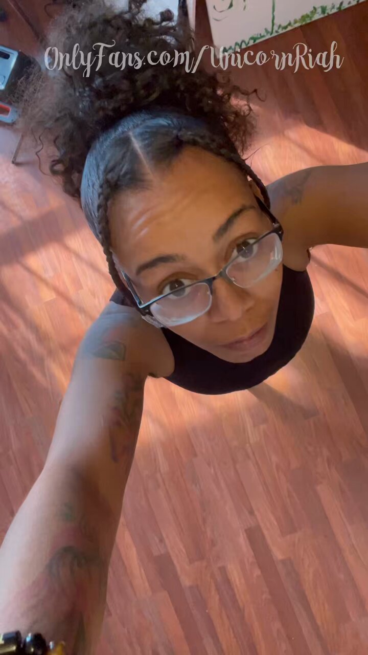 Uͧnⷫiͥcͨoͦrͬnⷫ🦄ℜ𝔦𝔞𝔥 on X: The Extended version #CeilingChallenge  #UnicornRiah t.cooejsvRXXzs  X