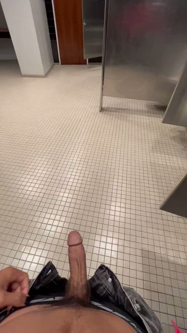 Got really horny shopping pt 2 🥵  Only Fans:  https://t.co/59qMgPxrig  Just For Fans:  https://t.co/rotU0Nmpnj