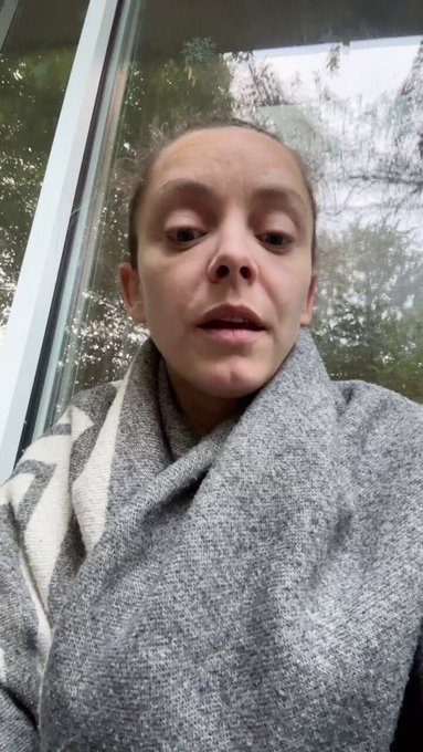 Gooooood morning! https://t.co/d3UAhkq28n<a href="/tag/goldenshower"class="tags"><span>#goldenshower</span></a><a href="/tag/shaving"class="tags"><span>#shaving</span></a>