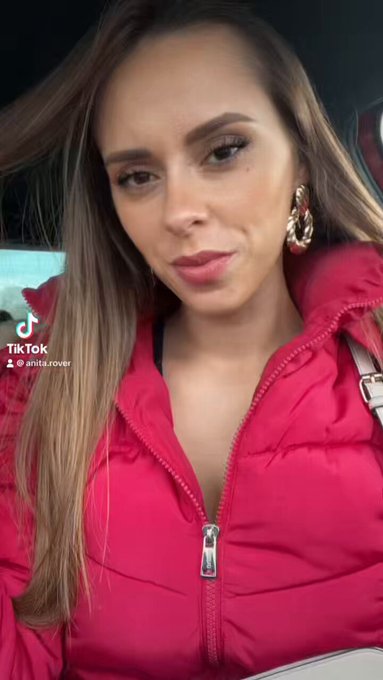 Bonne journée ? Rester au chaud ? 

Nouvelle vidéo disponible dans 1heure sur mon OF ! Accès gratuit