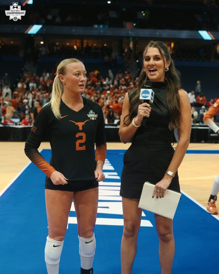 NCAA Women's Volleyball on X: .@michellachester chats with