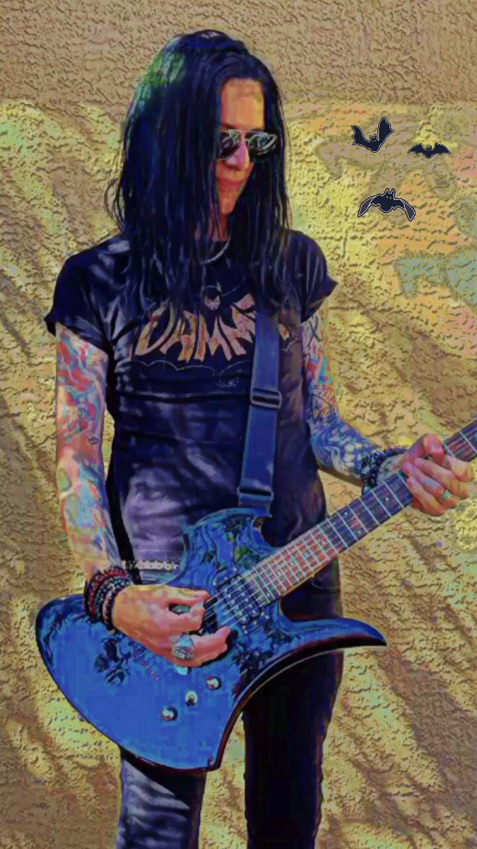 Todd Kerns live in Montreal. - Agent Royale Online