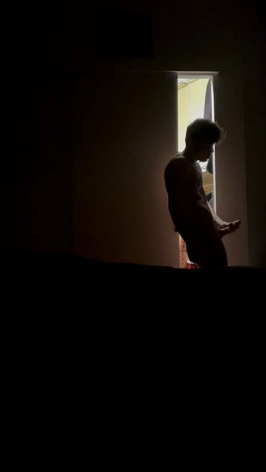3:00 am https://t.co/0pl6RBgmbm