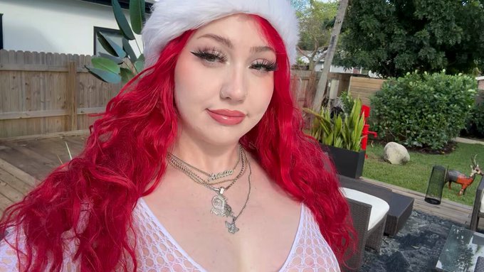 Happy Tuesday! Rate my tits 1-10 ! https://t.co/aVlE8rGz1N