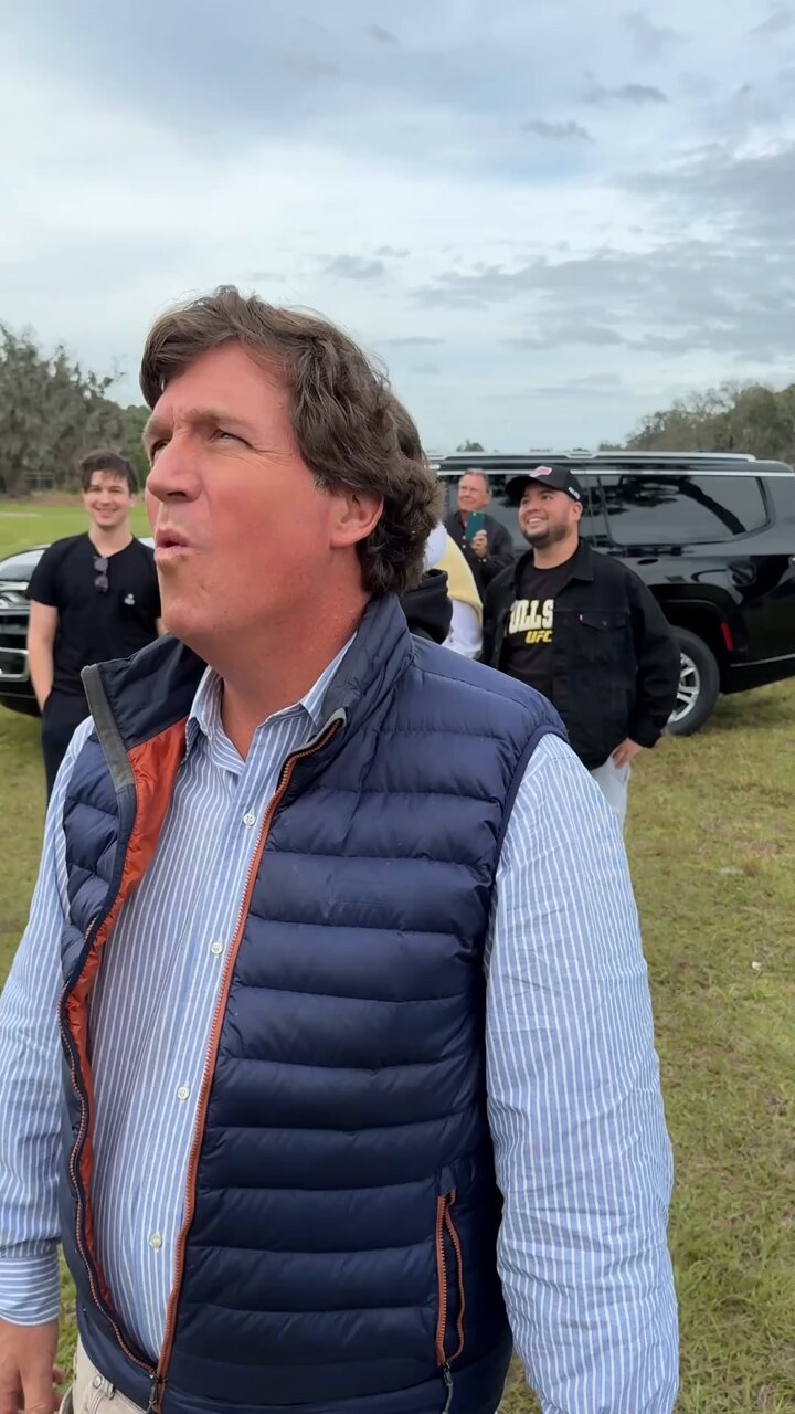 We gave Tucker Carlson the world largest Zyn container