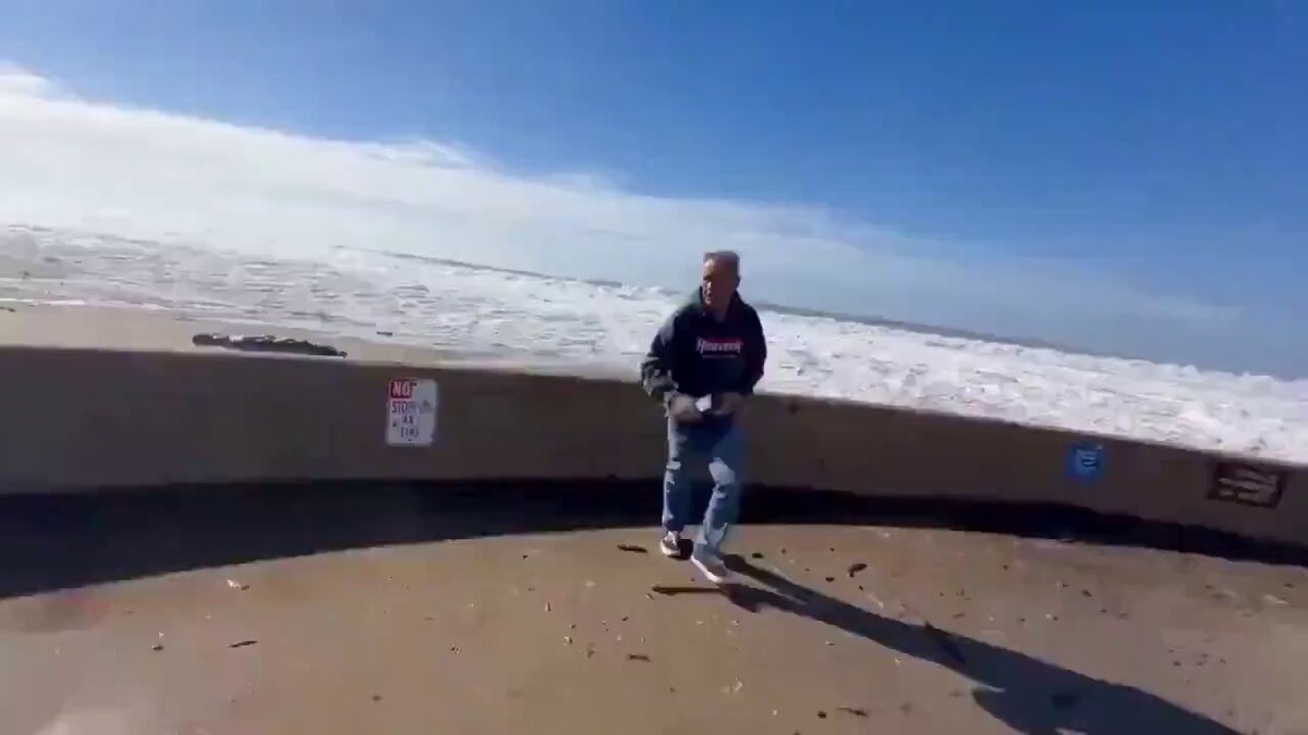 Wave Hits California