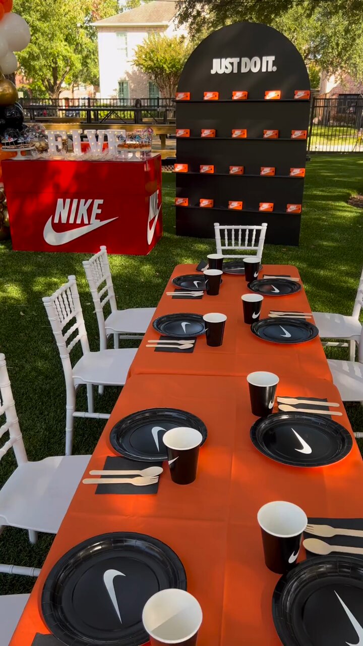 Nike party hot sale
