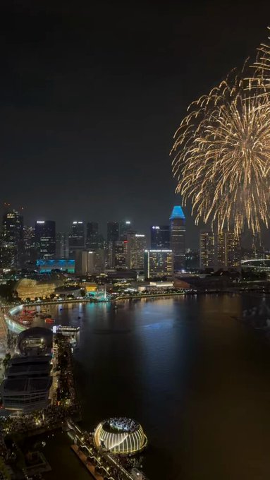 #HappyNewYear2024 ?? https://t.co/tJy1A8OFPD