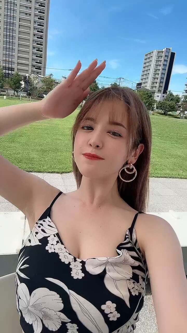 千鶴えま Emma Chizuru🕊️🤍 on X: 