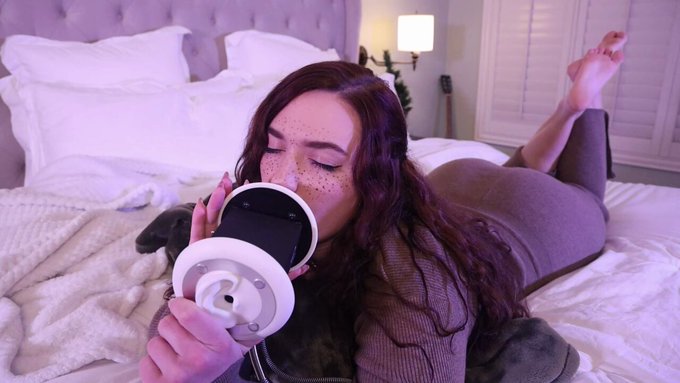 tongue flutters asmr is the best asmr https://t.co/YOcXkYAwIy