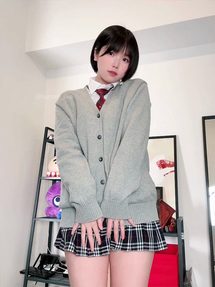 @sumire_live's video Tweet @sumire_live's video Tweet
