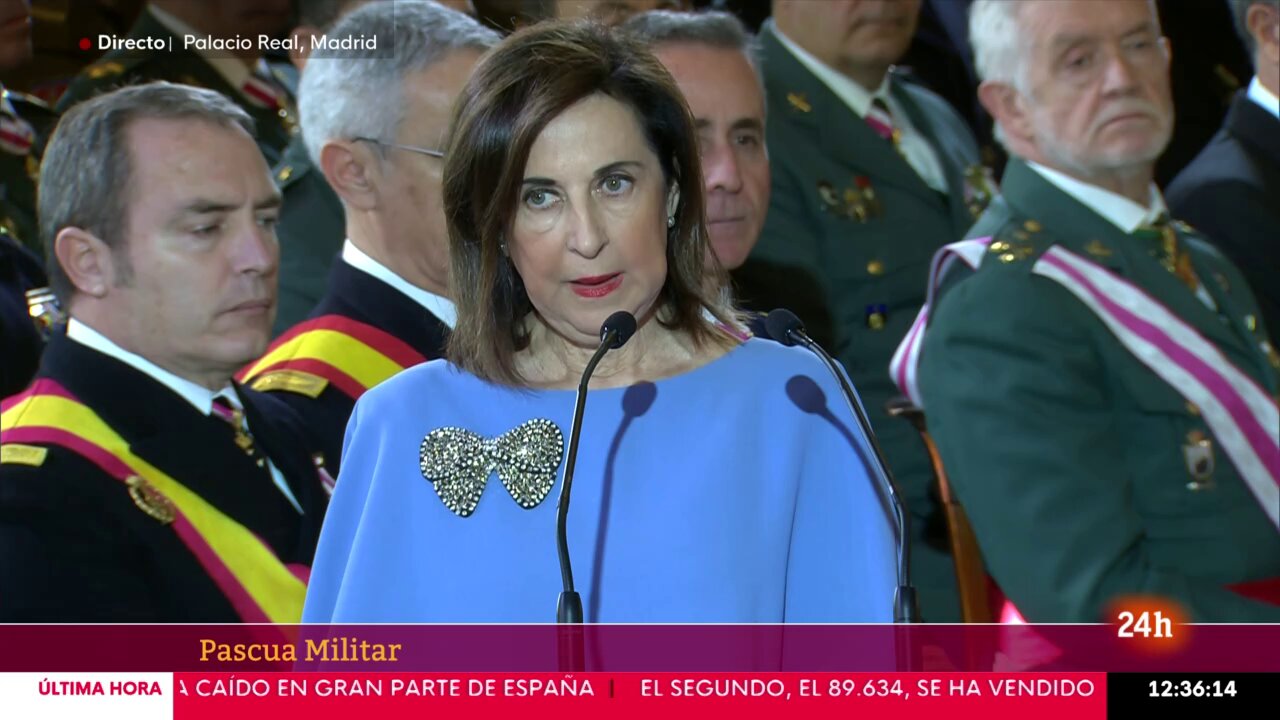 RTVE Noticias on X: "🔸 Pascua Militar Margarita Robles, ministra de  Defensa: "Debemos, en primer lugar, expresar nuestro reconocimiento a los  fallecidos y heridos de las Fuerzas Armadas y la Guardia Civil