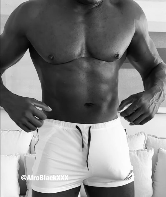 It’s so cold out in London but I’m creating heat in my flat, who is coming over?  I’m in the mood for