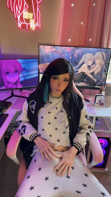 Am I still invited to the sleepover?  🥺👉👈 https://t.co/Kk86TqTOMB