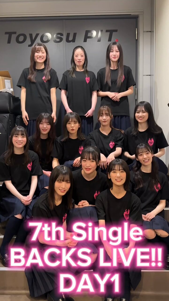 櫻坂46 10th Single BACKS LIVE!! ビッグパーカー L 10th Single BACKS LIVE!! ビッグパーカー 櫻坂46 - メルカリ