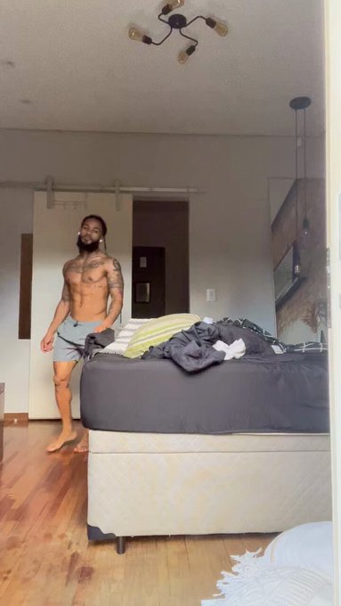 Marca um pouquinho no short https://t.co/raaSTfOc78