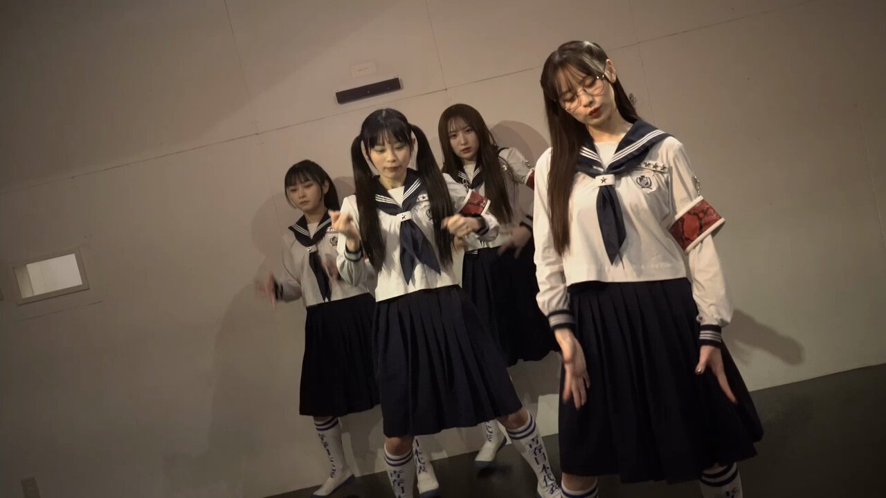 入手困難！]新しい学校のリーダーズ 公式キャンデイ（中の飴