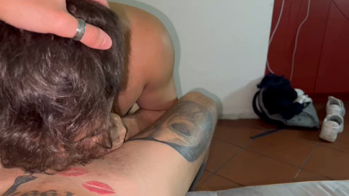 🇬🇧: but can you believe that this is just the beginning of how I enjoyed 🍆@PaulJakons not to mention