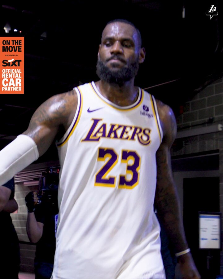 Nbabite lakers store