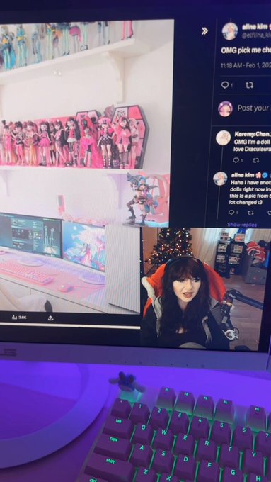@JustaMinx thank you for rating my setup as a solid 9 btw, the monster high doll collection is way bigger