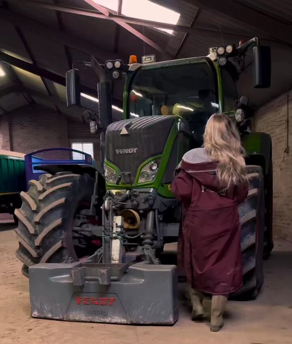 Save a horse, ride a cowgirl😏 #fendt #farmersdaughter #tractor #agrigirl #farmer #countrygirl https://t<a href="/tag/fendt"class="tags">#fendt</a><a href="/tag/farmersdaughter"class="tags">#farmersdaughter</a><a href="/tag/countrygirl"class="tags"><span>#countrygirl</span></a><a href="/tag/farmer"class="tags"><span>#farmer</span></a><a href="/tag/tractor"class="tags"><span>#tractor</span></a><a href="/tag/agrigirl"class="tags"><span>#agrigirl</span></a>