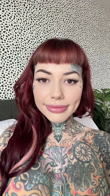 Wow, I am so horny. I&rsquo;m going to put this pussy to work!! https://t.co/qlKYqagoYA<a href="/tag/mvsales"class="tags"><span>#mvsales</span></a>