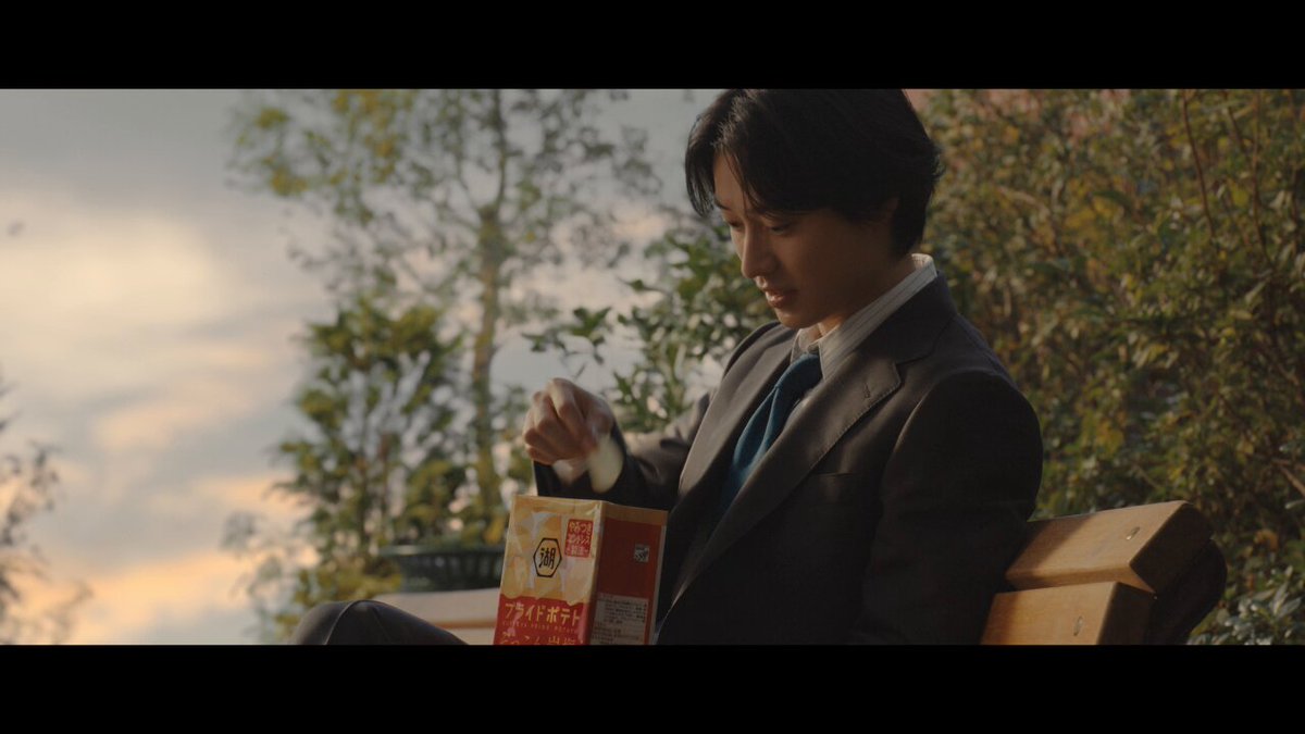 【ゲリラセール開催⭐︎値段交渉禁止です！】山﨑賢人さん15点 zB2n_ddYKpXQ3uQL.jpg