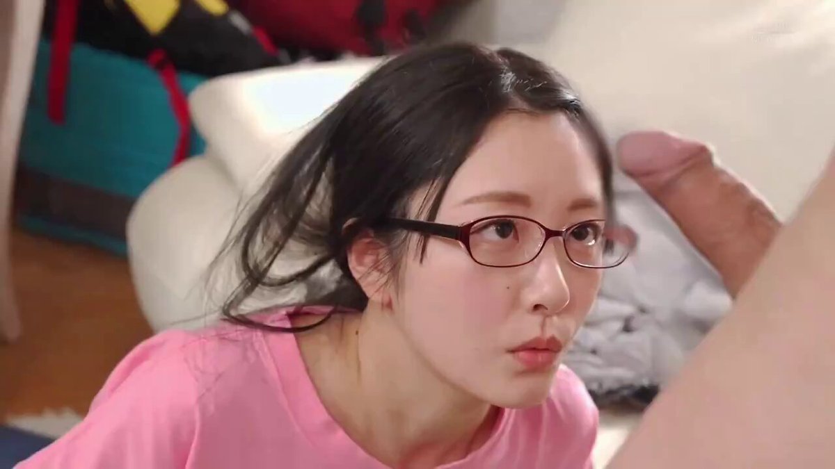 「长视频」学习没有半点心思了,女儿望着爸爸的鸡巴流口水
——————————————————