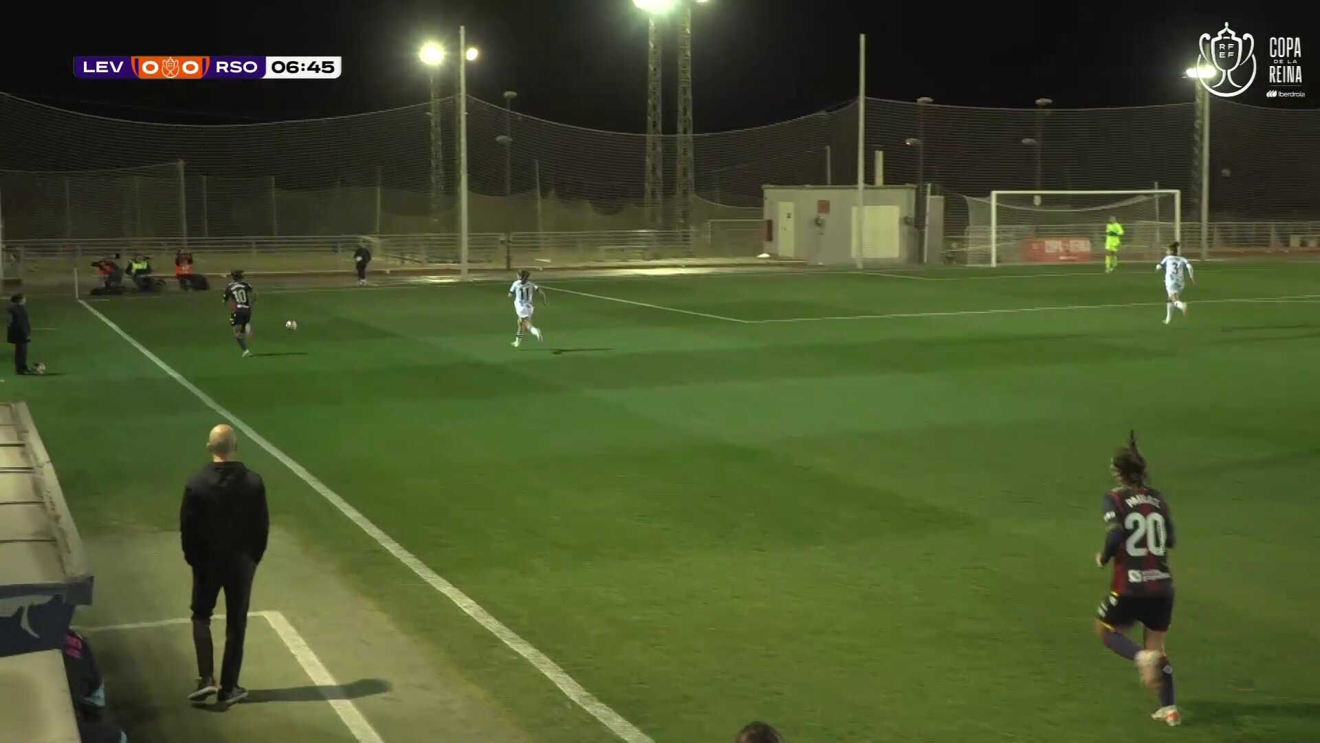  1-0 false  @RealSociedadFEM false 7’📺  #CopaDeLaReina 🏆 false #FUTFEMRFEF