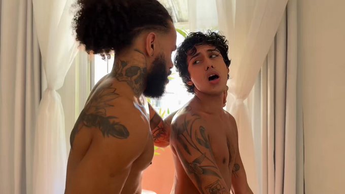 Cio inerente.  w/@4ndyRodrigues | filmed by @souvoraz_ https://t.co/h3pjWgGccI<a class="tags" href="/tag/4ndyrodrigues">@4ndyrodrigues</a><a class="tags" target="_blank" title="On Twitter" href="/?out=eyJ0eXAiOiJKV1QiLCJhbGciOiJIUzUxMiJ9.eyJpYXQiOjE3MjczMzEwNDksImlzcyI6InR3cG9ybnN0YXJzLmNvbSIsIm5iZiI6MTcyNzMzMTA0OSwiZXhwIjoxNzU4ODY3MDQ5LCJyZWRpcmVjdF91cmwiOiJodHRwczovL3R3aXR0ZXIuY29tL3NvdXZvcmF6XyJ9.ng0C9tdx2hxLezc2ItzIXyEB62AWTcmWZhZaJchwYI7zCWXeBryWrE5Gb06vwh7SIk9cKU7XYwwA2prf3HCwHQ">@souvoraz_</a>