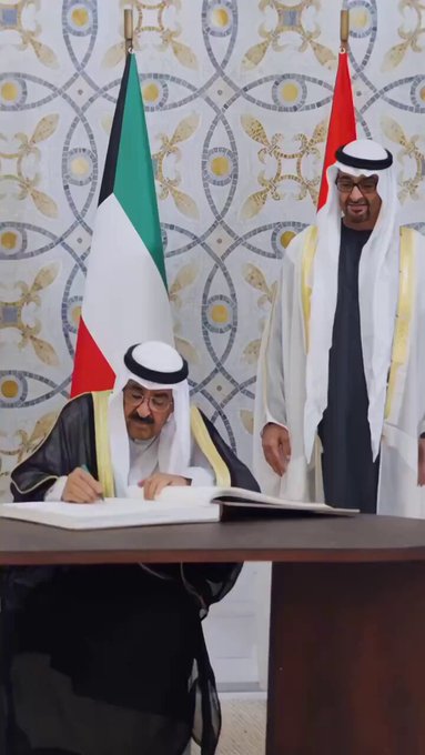 محبة حقيقية تعجز عن وصفها الألسن 🇦🇪 🇰🇼   #مشعل_الأحمد_الصباح #محمد_بن_زايد  #الامارات #الكويت https://t<a href="/tag/%D9%85%D8%B4%D8%B9%D9%84_%D8%A7%D9%84%D8%A3%D8%AD%D9%85%D8%AF_%D8%A7%D9%84%D8%B5%D8%A8%D8%A7%D8%AD"class="tags">#مشعل_الأحمد_الصباح</a><a href="/tag/%D9%85%D8%AD%D9%85%D8%AF_%D8%A8%D9%86_%D8%B2%D8%A7%D9%8A%D8%AF"class="tags">#محمد_بن_زايد</a><a href="/tag/%D8%A7%D9%84%D9%83%D9%88%D9%8A%D8%AA"class="tags"><span>#الكويت</span></a><a href="/tag/%D8%A7%D9%84%D8%A7%D9%85%D8%A7%D8%B1%D8%A7%D8%AA"class="tags"><span>#الامارات</span></a>