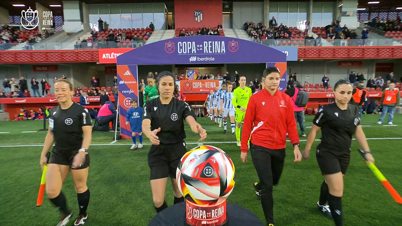 📺 𝗥𝗘𝗦𝗨𝗠𝗘𝗡 | Ida de la semifinal de la #CopaDeLaReinaIberdrola1-1 I 🆚 @AtletiFemenino - @RealSociedadFEM ⚽ 0-1 | Amaiur Sarriegi (64')⚽ 1-1 | Gaby G. (91')🏟️ Centro Deportivo Alcalá de Henares.#FutFemRFEF