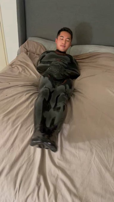 Need to get facefucked in this again 😈 https://t.co/aY3GcnDwet