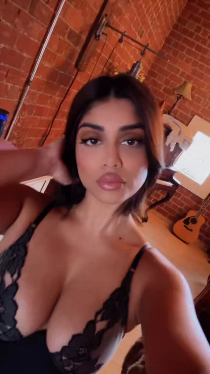@priyankaaress video Tweet