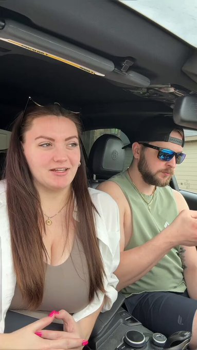 How would he be able to tell my 🐱 apart from others? 👀 #onlyfans #couple #CoupleGoals https://t.co/H<a href="/tag/couple"class="tags"><span>#couple</span></a><a href="/tag/couplegoals"class="tags"><span>#couplegoals</span></a><a href="/tag/onlyfans"class="tags"><span>#onlyfans</span></a>