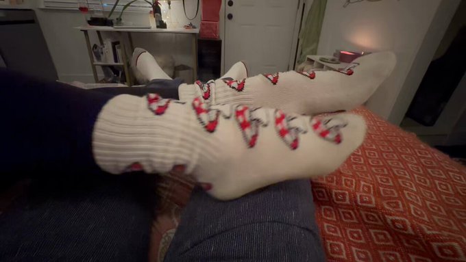 It&rsquo;s always so fun shooting with first timers. :) The link in my bio is free! https://t.co/8OBcCCTt6