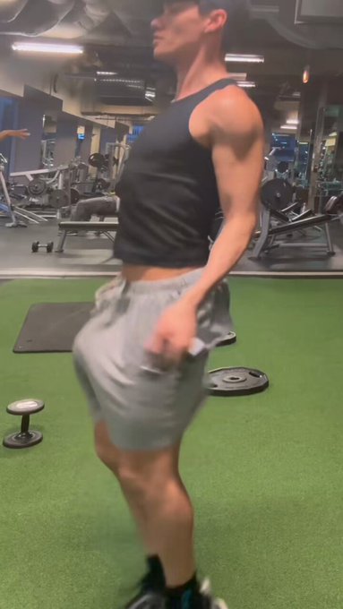 Always looking for new ways to avoid running on a treadmill 🚫🏃&zwj;♂️ https://t.co/meWFcIXeT1