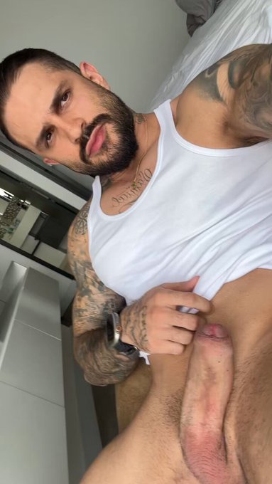 Naughty Mondays 😏 https://t.co/fWK7gMahxw