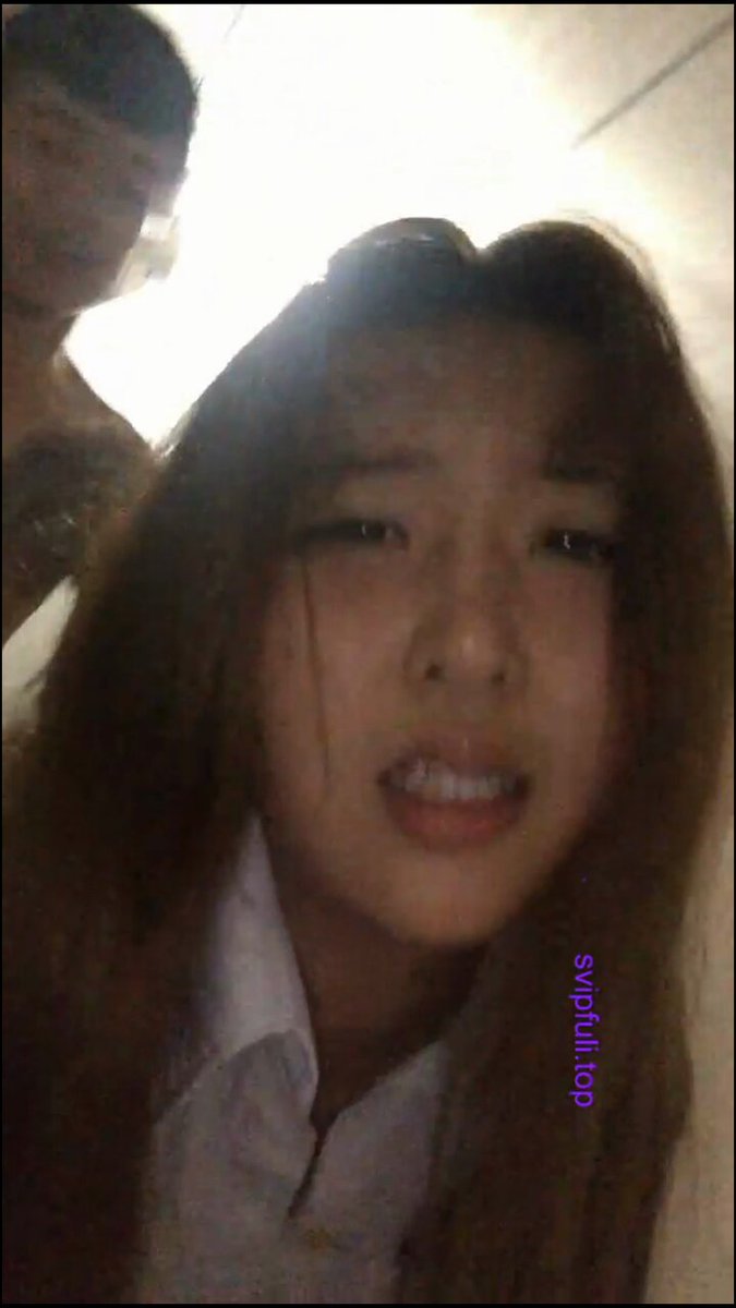「短视频」 曾网络疯传的珠海艺术学院高颜值美女事件
勾引闺蜜男友大量不雅自拍视图流出