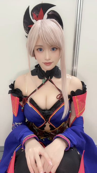 コスプレイヤーまおと(綾瀬まお)のTwitter動画3