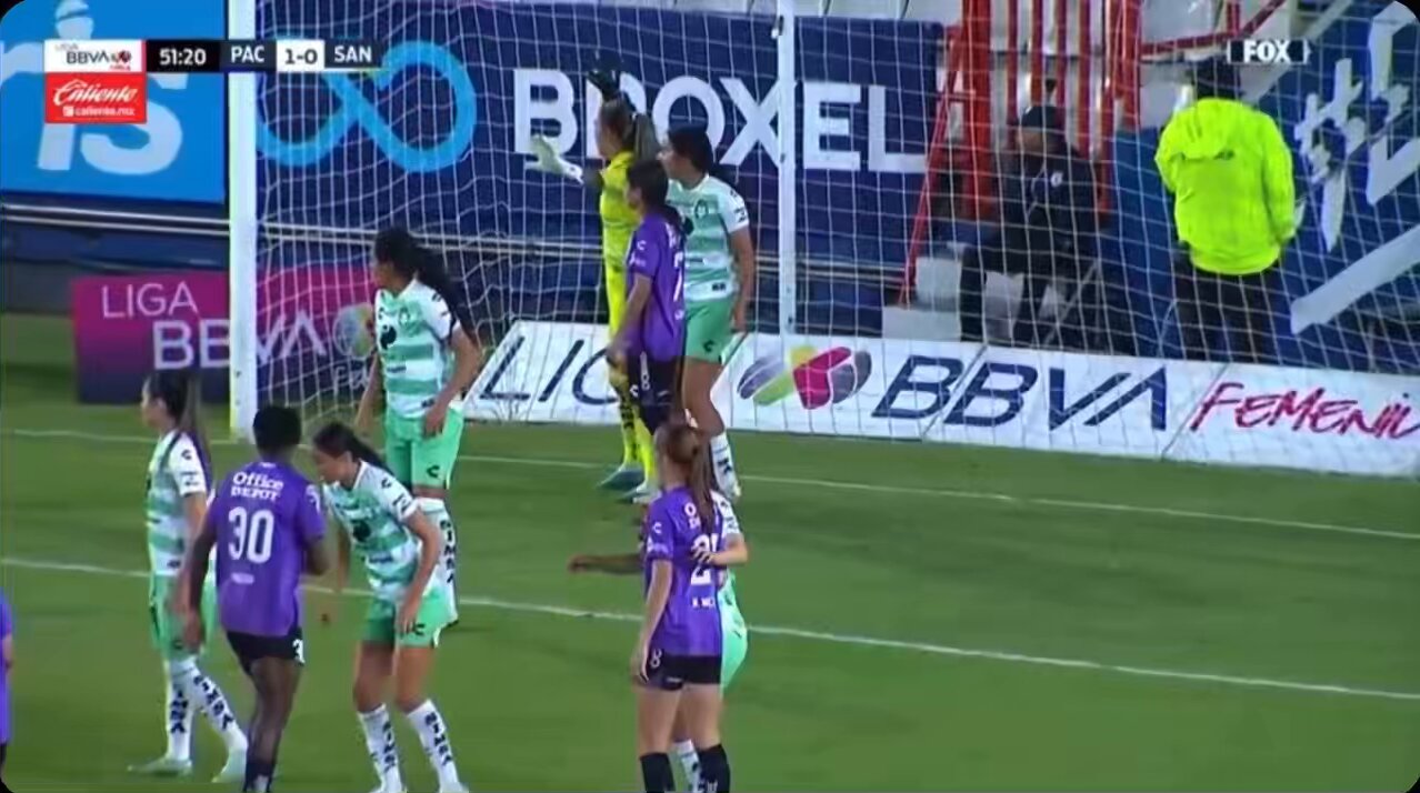 💥 Cabezazo Letal 💥@TuzosFemenil 🐹 incrementa la ventaja 🔛